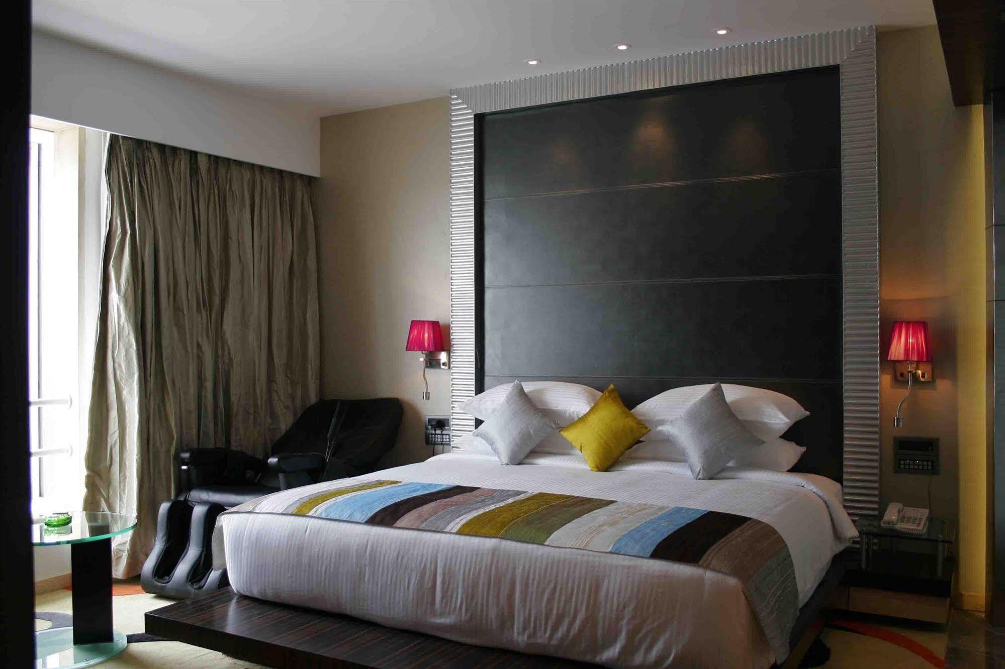 The Regale By Tunga Hotel Bombaim Exterior foto