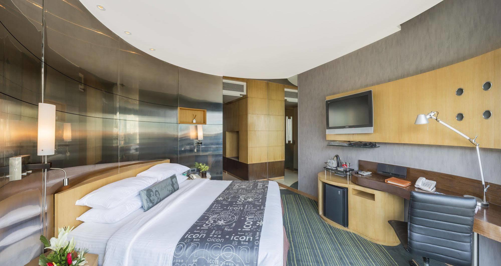 The Regale By Tunga Hotel Bombaim Exterior foto